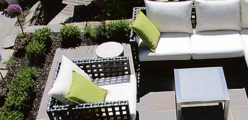 Hochwertige Balkon- und Terrassenbeläge sollen lange Freude bereiten. Umso wichtiger ist eine sorgfältig ausgeführte Drainage. Fotos (2): djd/Gutjahr Systemtechnik Hochwertige Balkon- und Terrassenbeläge sollen lange Freude bereiten. Umso wichtiger ist eine sorgfältig ausgeführte Drainage. Fotos (2): djd/Gutjahr Systemtechnik