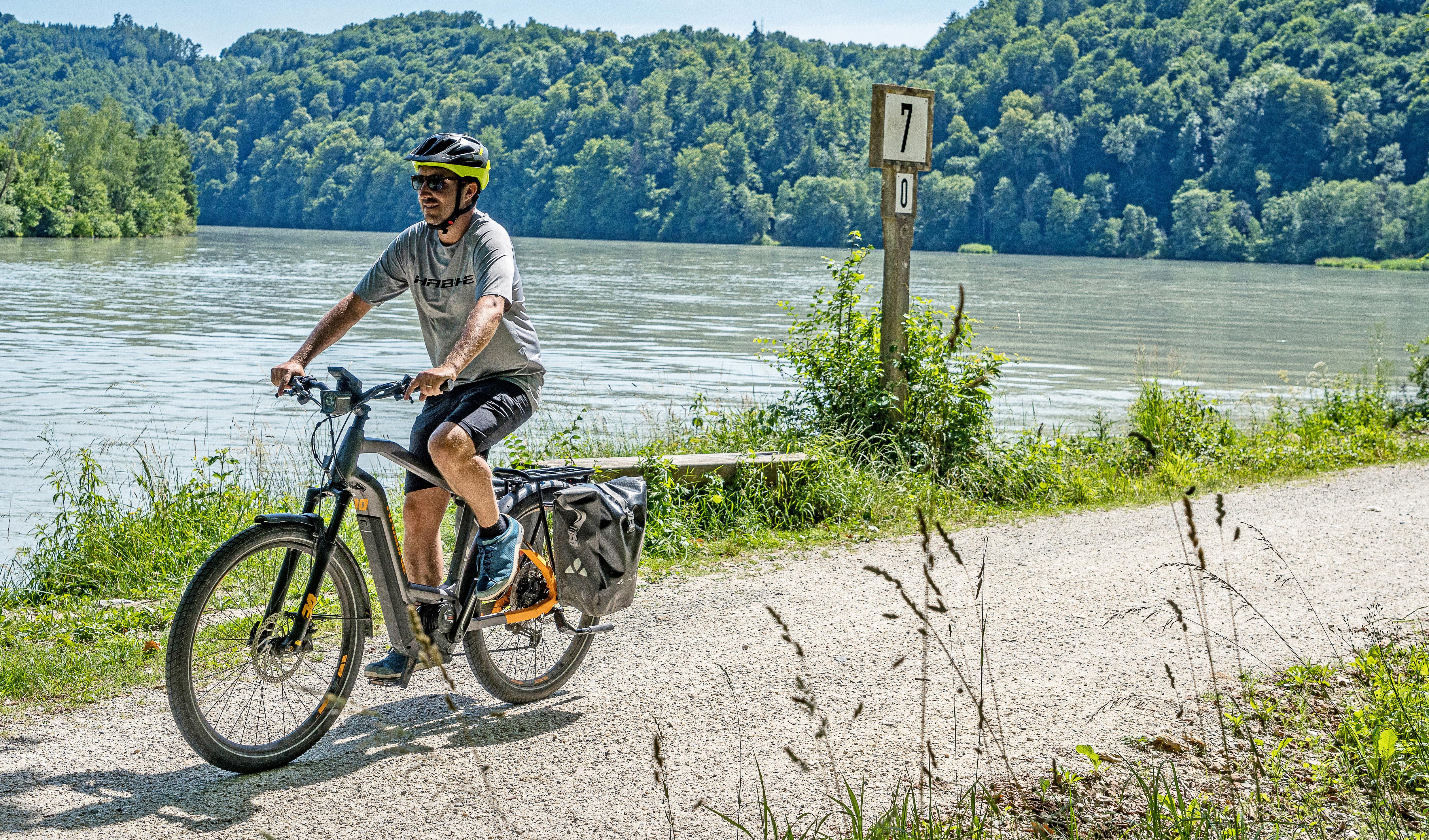 Wandern und Radeln am Donaulimes Image 1