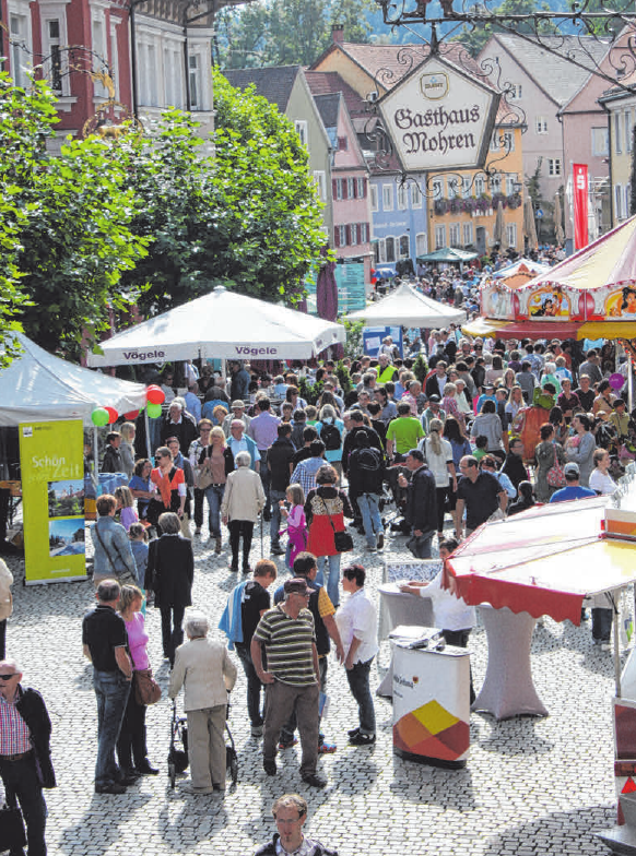 Zahlreiche Besucher in der Stadt FOTO: IMG/RAU Zahlreiche Besucher in der Stadt FOTO: IMG/RAU