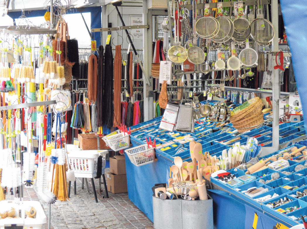 Das Markt-Sortiment ist breit gefächert. Das Markt-Sortiment ist breit gefächert.
