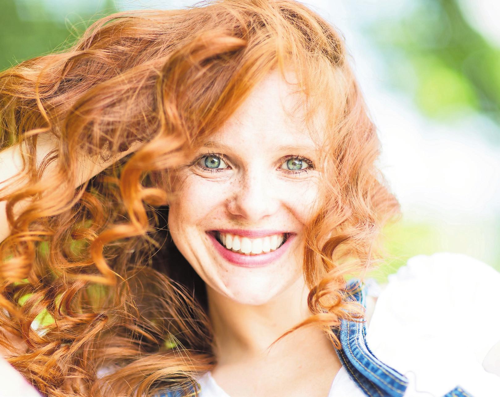 Gepflegte Zähne ziehen an. Foto: AdobeStock © drubig-photo Gepflegte Zähne ziehen an. Foto: AdobeStock © drubig-photo