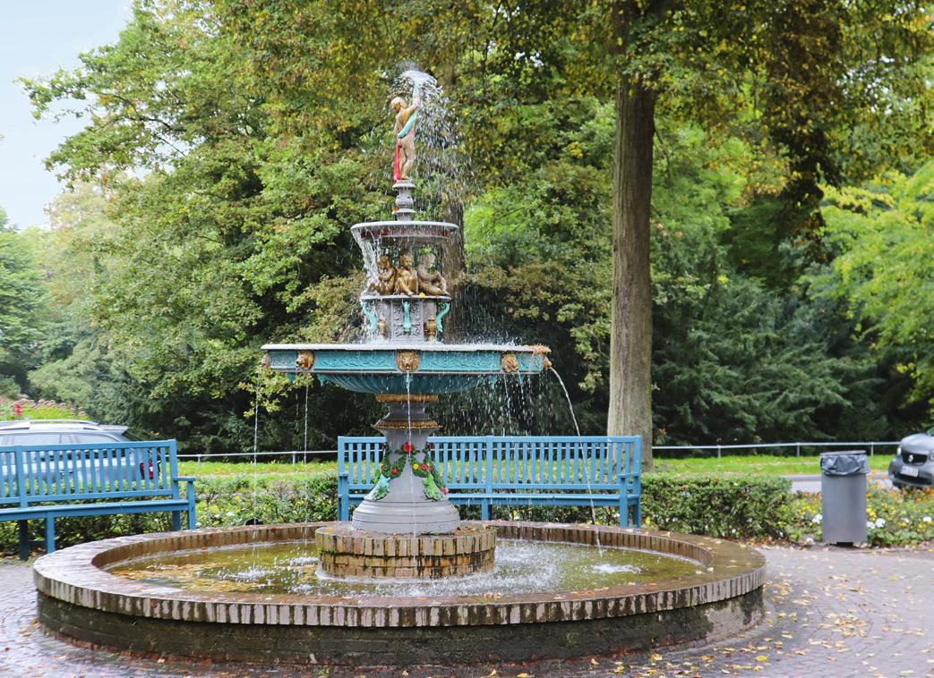 Sievers-Brunnen - Er wurde 1888 vom damaligen Besitzer des Bergedorfer Wasserwerkes, Carl Sievers, gestiftet 