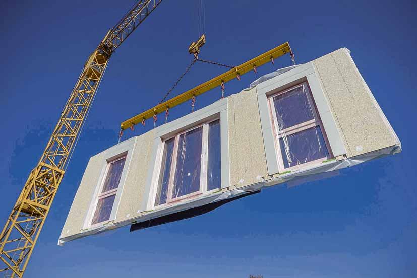 Die Holz-Tafelbauweise ist die gängigste Art, Fertighäuser zu bauen. Foto: BDF/Fischerhaus Die Holz-Tafelbauweise ist die gängigste Art, Fertighäuser zu bauen. Foto: BDF/Fischerhaus