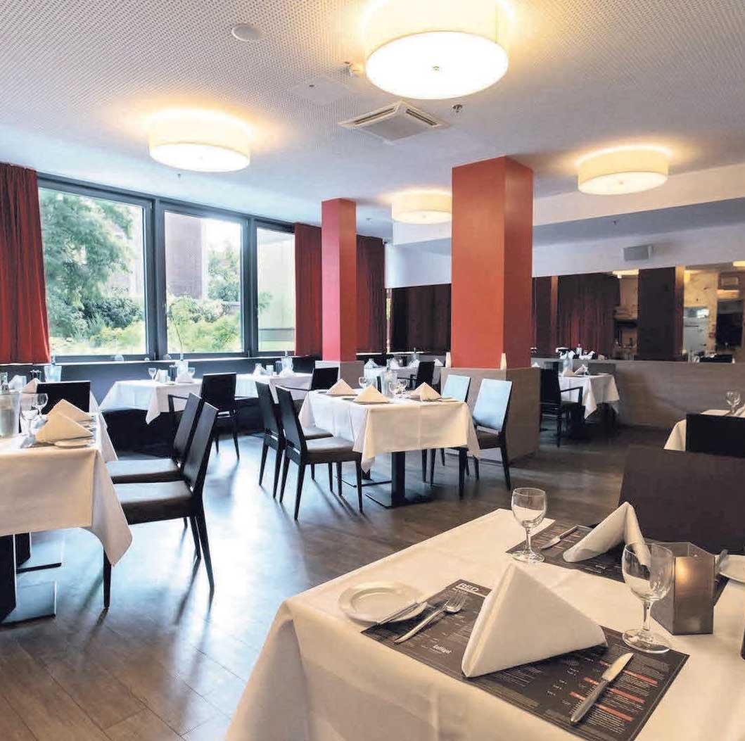 In stilvoller, gelassener Atmosphäre Gutes genießen – das RED GRILL Restaurant im DORMERO Hotel Hannover lädt am Valentinstag zum Fondue ein. In stilvoller, gelassener Atmosphäre Gutes genießen – das RED GRILL Restaurant im DORMERO Hotel Hannover lädt am Valentinstag zum Fondue ein.