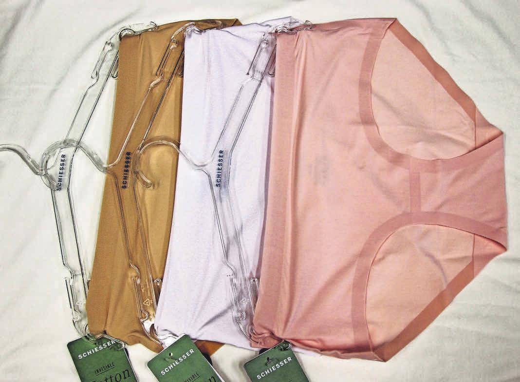 Farben wie Eiscreme und eine Wohltat auf der Sommerhaut – die neuen Seamless-Slips von Wäschegeschäft Sprengel. Farben wie Eiscreme und eine Wohltat auf der Sommerhaut – die neuen Seamless-Slips von Wäschegeschäft Sprengel.