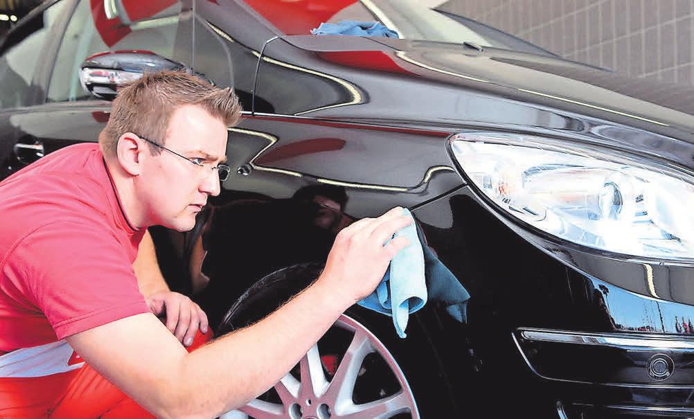 Wer ein geleastes Auto während der Vertragslaufzeit gut pflegen lässt, kann am Ende Kosten sparen. Foto: ATU/dpp-Autoreporter Wer ein geleastes Auto während der Vertragslaufzeit gut pflegen lässt, kann am Ende Kosten sparen. Foto: ATU/dpp-Autoreporter