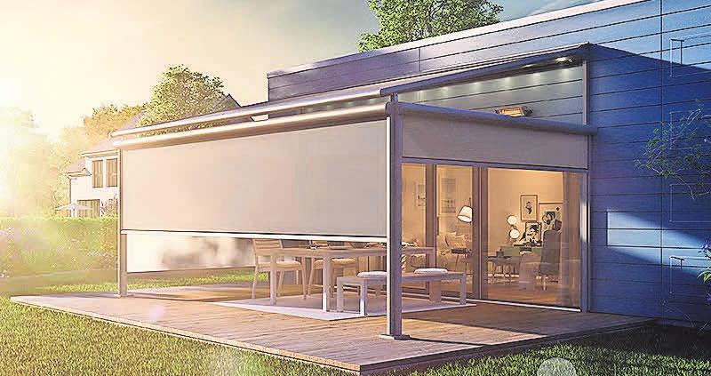 Seitliche Screens sorgen bei der Pergola-Markise für Blendschutz. Seitliche Screens sorgen bei der Pergola-Markise für Blendschutz.