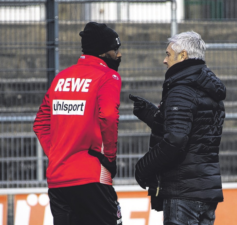 Armin Veh im Gespräch mit Anthony Modeste. Foto: Bopp Armin Veh im Gespräch mit Anthony Modeste. Foto: Bopp