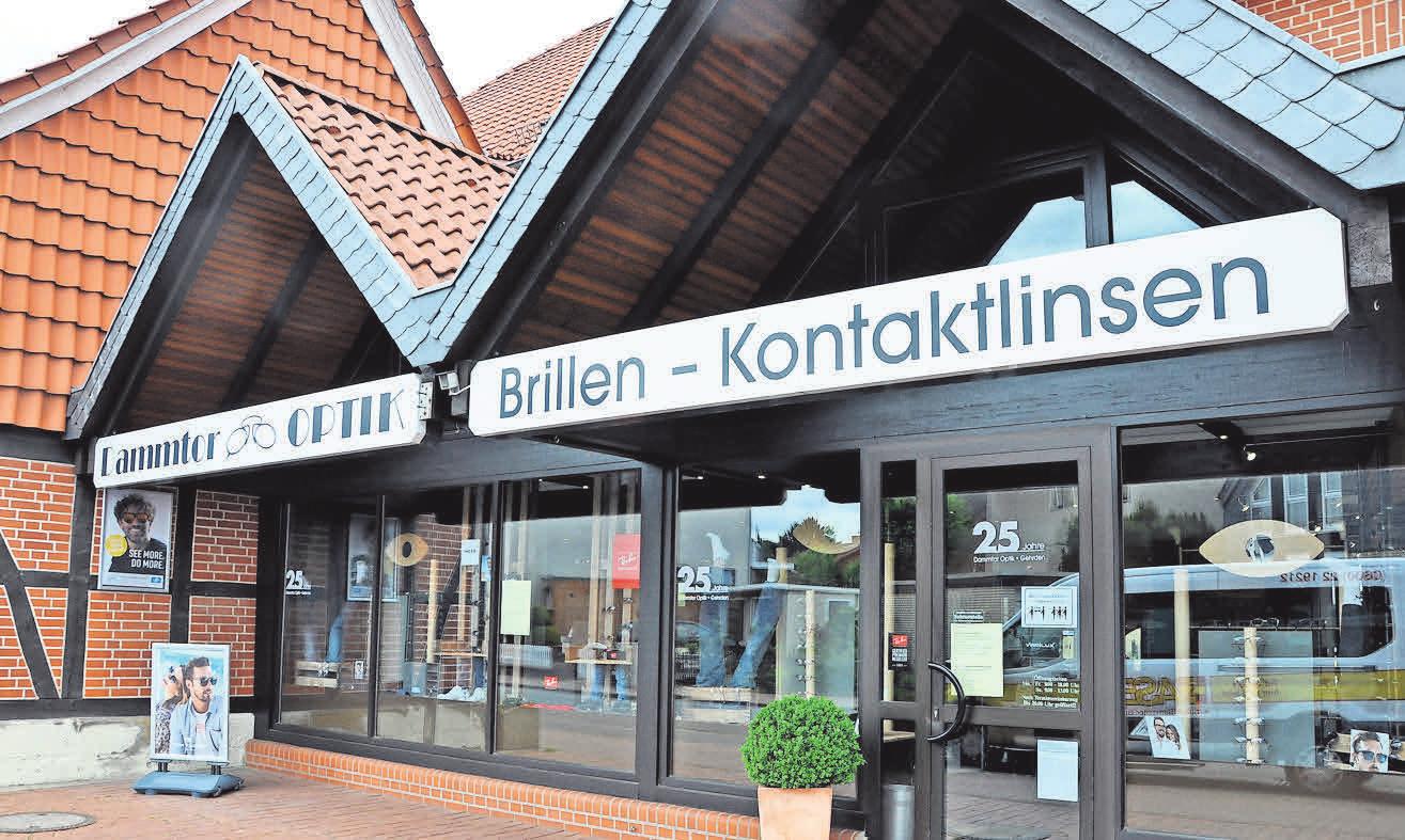 Dammtor-Optik ist ein ausgezeichnetes Geschäft für gutes Sehen. Dammtor-Optik ist ein ausgezeichnetes Geschäft für gutes Sehen.