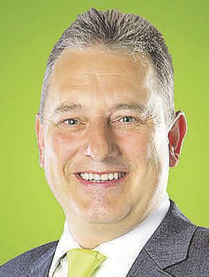 Agenturinhaber Stefan Schiffelholz berät, wenn es um Zahnersatz-Zusatzversicherungen geht. Foto: privat Agenturinhaber Stefan Schiffelholz berät, wenn es um Zahnersatz-Zusatzversicherungen geht. Foto: privat