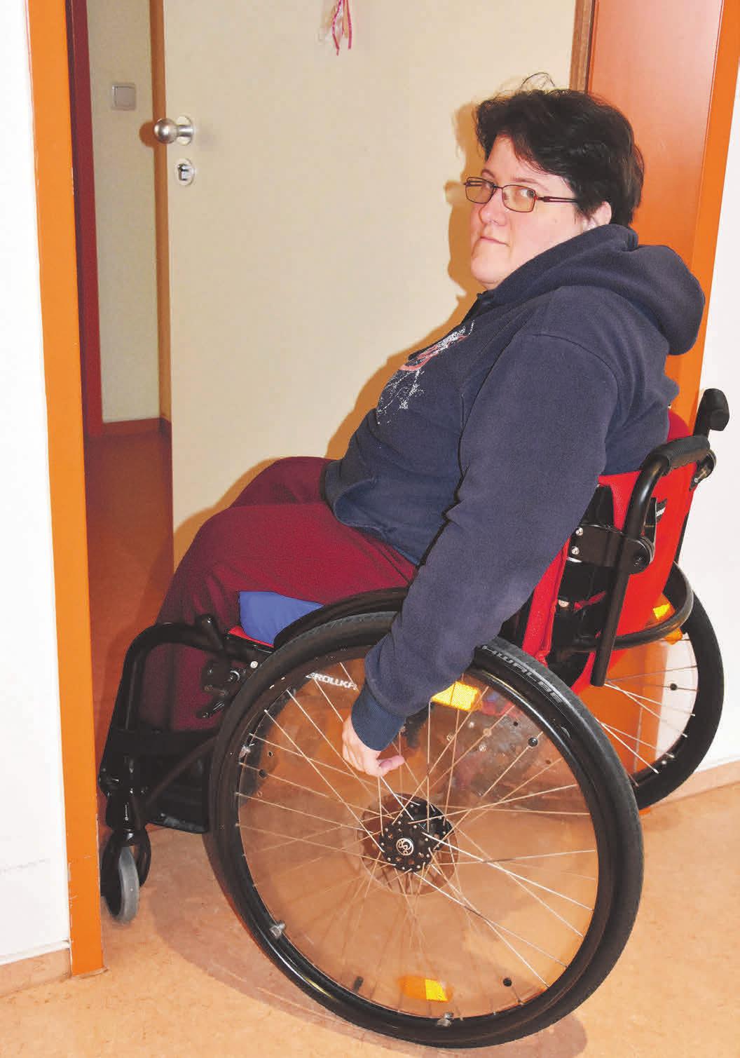Malin Babatz wohnt seit fast zehn Jahren in ihrer eigenen barrierefreien Wohnung. Foto: Melanie Stallmann Malin Babatz wohnt seit fast zehn Jahren in ihrer eigenen barrierefreien Wohnung. Foto: Melanie Stallmann