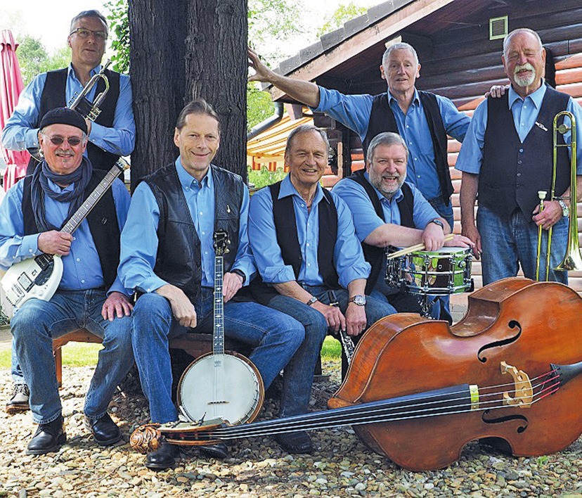 Saratoga Seven spielen dieses Jahr wieder beim Nikolaus-Jazz. Saratoga Seven spielen dieses Jahr wieder beim Nikolaus-Jazz.
