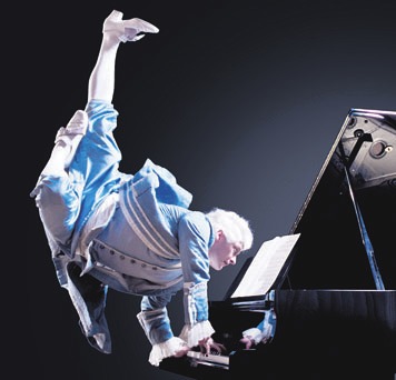 „Breakin‘ Mozart“ Foto: flownmary „Breakin‘ Mozart“ Foto: flownmary