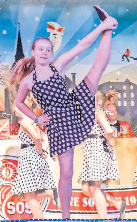 Ein absoluter Augenschmaus bei den Prunksitzungen sind die Showtänze Ein absoluter Augenschmaus bei den Prunksitzungen sind die Showtänze