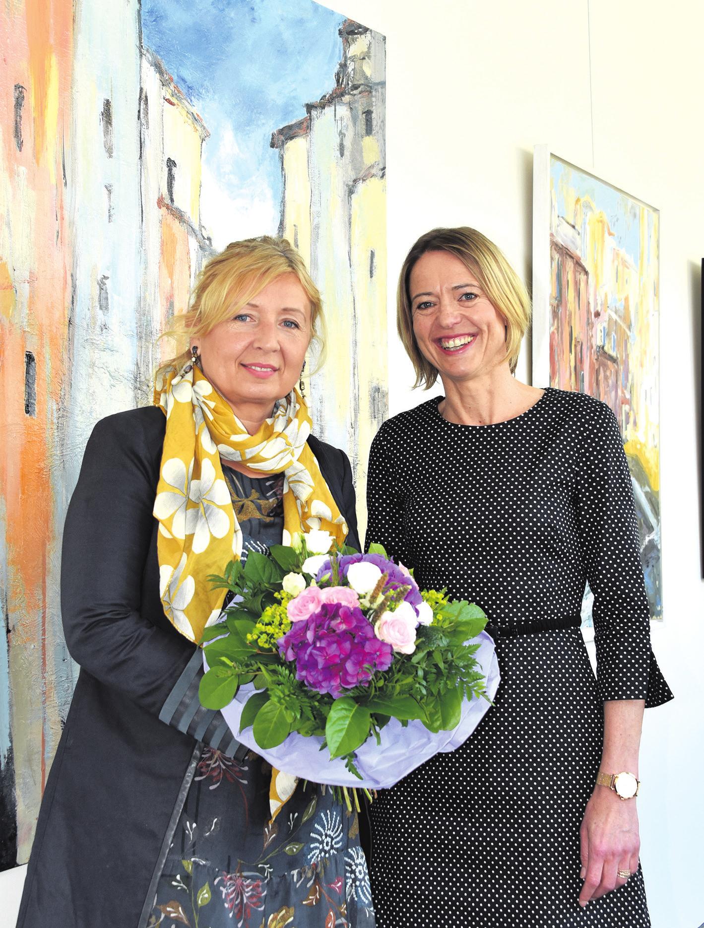 Ewelina Biermann-Firek (links) und OLG-Präsidentin Stefanie Otte. Foto: ©OLG Celle, Jacqueline Laski Ewelina Biermann-Firek (links) und OLG-Präsidentin Stefanie Otte. Foto: ©OLG Celle, Jacqueline Laski