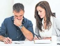 Addiert man Maklerprovision, Grunderwerbsteuer, Notar, Grundbuch, Hausanschlüsse und anderes, kommt eine stattliche Summe zusammen. DJD/SCHUTZGEMEINSCHAFT FÜR BAUFINANZIERENDE/THX Addiert man Maklerprovision, Grunderwerbsteuer, Notar, Grundbuch, Hausanschlüsse und anderes, kommt eine stattliche Summe zusammen. DJD/SCHUTZGEMEINSCHAFT FÜR BAUFINANZIERENDE/THX