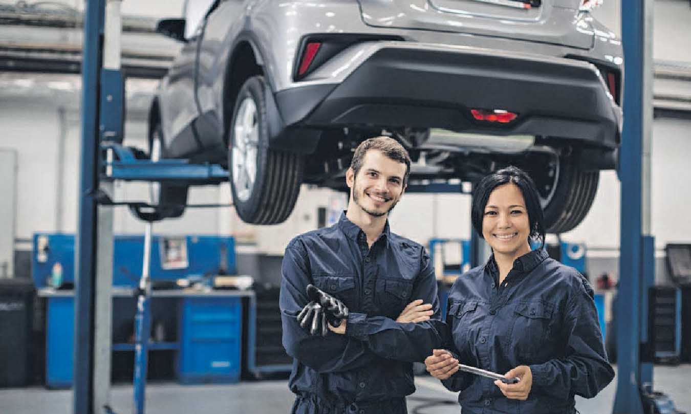 Die Berufsperspektiven in der Kfz-Branche sind sehr gut – qualifizierter Nachwuchs wird gesucht. Die Berufsperspektiven in der Kfz-Branche sind sehr gut – qualifizierter Nachwuchs wird gesucht.