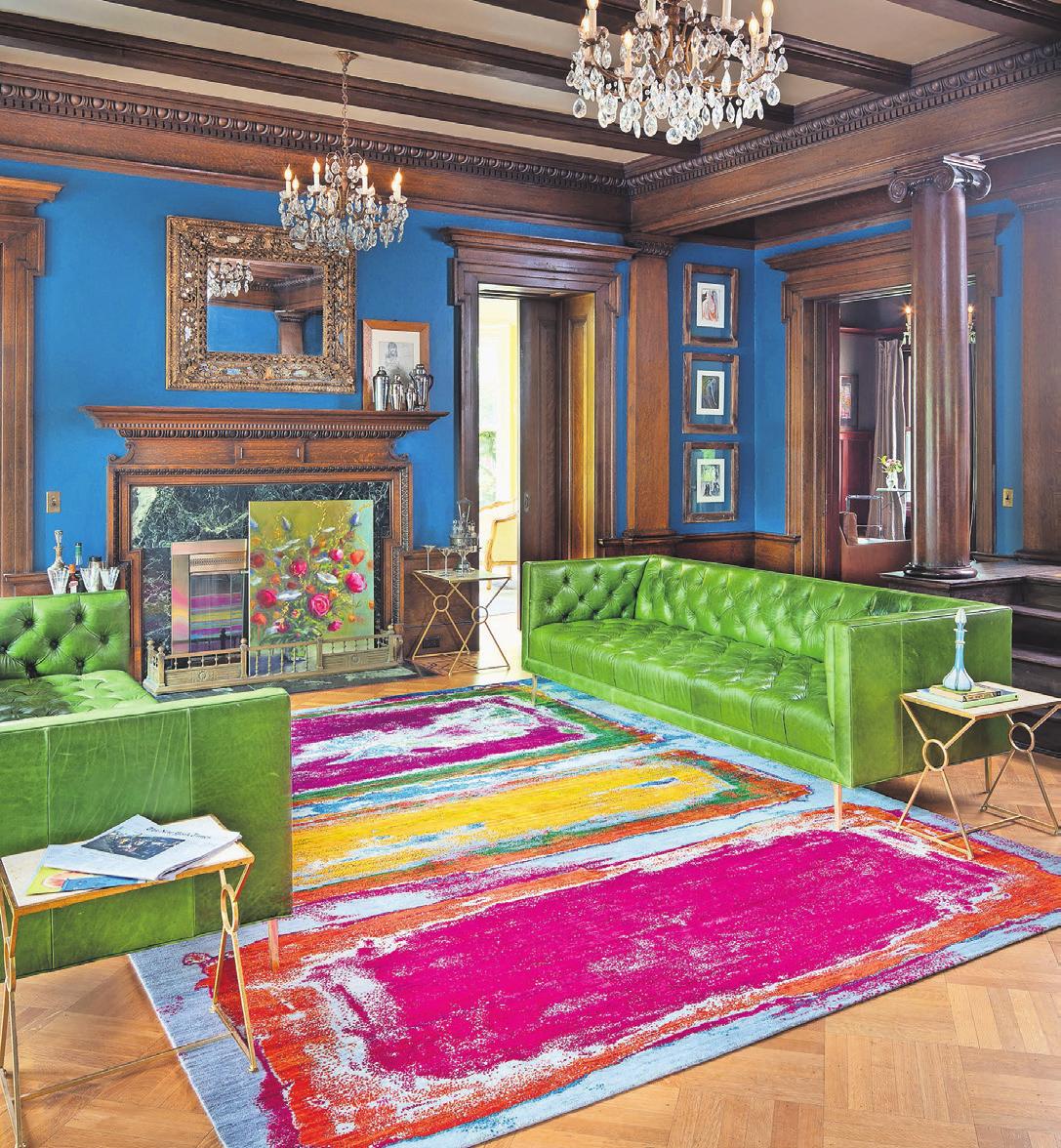 Beliebt sind aktuell Teppiche, die kräftige, kontrastreiche Farben tragen. Foto: Laurie Black/Rug Star/dpa-mag
