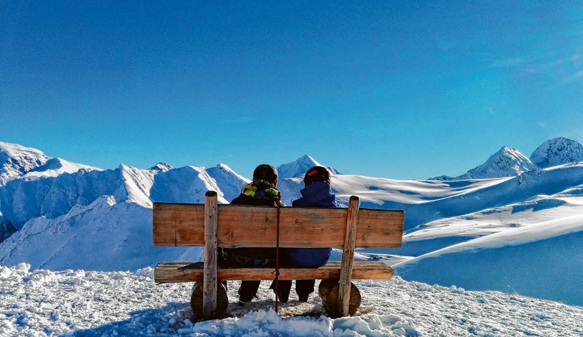 Wenn der Ischgl-Besucher nicht gerade auf den Brettern steht, dann kann er auch die tolle Bergwelt genießen. FOTO: GETTY