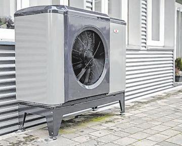 Die Hocheffizienz-Wärmepumpe ist eine von mehreren Möglichkeiten, das Eigenheim zu heizen – mittlerweile auch Häuser ohne Fußbodenheizung Die Hocheffizienz-Wärmepumpe ist eine von mehreren Möglichkeiten, das Eigenheim zu heizen – mittlerweile auch Häuser ohne Fußbodenheizung