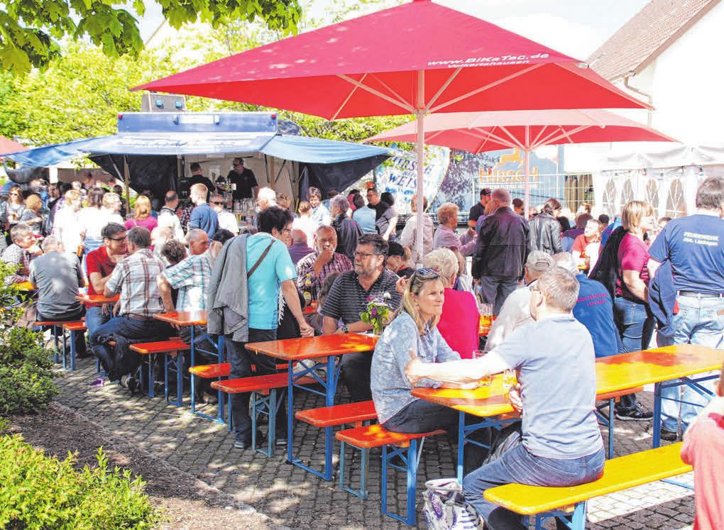 Das Fest wird von den örtlichen Vereinen organisiert. FOTOS:ARCHIV Das Fest wird von den örtlichen Vereinen organisiert. FOTOS:ARCHIV