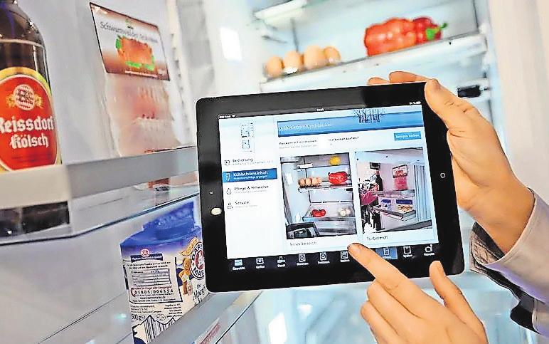 Kaufen Kühlschränke bald autonom ein? Zumindest ist das eine Idee, wie das Smart Home noch schlauer werden könnte. Kaufen Kühlschränke bald autonom ein? Zumindest ist das eine Idee, wie das Smart Home noch schlauer werden könnte.
