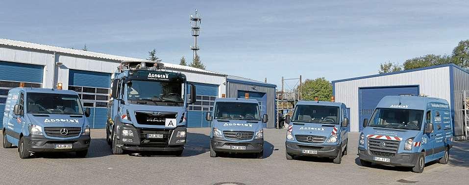Die markanten Fahrzeuge von ABSOLUT Kanalreinigung + Containerdienst. FOTO: HFR Die markanten Fahrzeuge von ABSOLUT Kanalreinigung + Containerdienst. FOTO: HFR