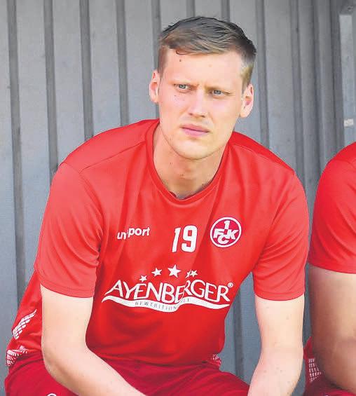 Andri Runar Bjarnason ist Kaiserslauterns isländischer Nationalprofi. Andri Runar Bjarnason ist Kaiserslauterns isländischer Nationalprofi.