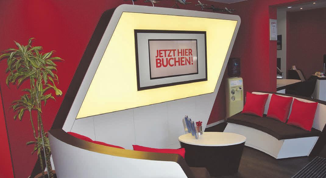 Futuristisch: In der Wartelounge können sich Besucher via Flatscreen über aktuelle Angebote informieren. Futuristisch: In der Wartelounge können sich Besucher via Flatscreen über aktuelle Angebote informieren.