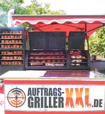 Neben Fleisch werden noch weitere Delikatessen geboten. Neben Fleisch werden noch weitere Delikatessen geboten.