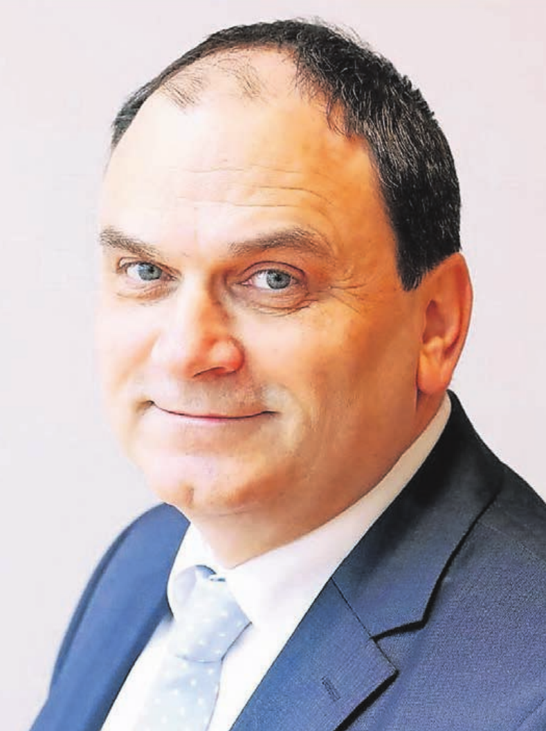 Lothar Leuschen, Chefredakteur der Westdeutschen Zeitung. Lothar Leuschen, Chefredakteur der Westdeutschen Zeitung.