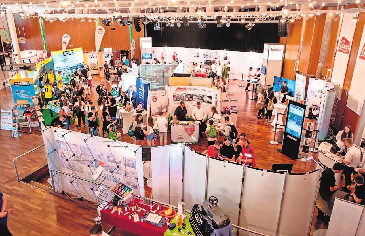 Spannendes und Wissenswertes rund um das Thema Ausbildung bietet die IHK-Berufsbildungsmesse im Kongresshaus. Spannendes und Wissenswertes rund um das Thema Ausbildung bietet die IHK-Berufsbildungsmesse im Kongresshaus.