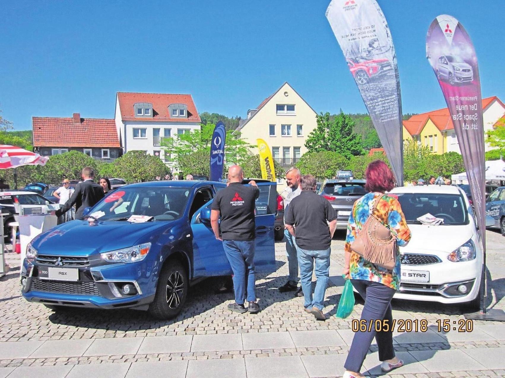 Zur Autoschau gibt es Neu- und Vorführwagen 13 verschiedener Marken zu sehen. Zur Autoschau gibt es Neu- und Vorführwagen 13 verschiedener Marken zu sehen.