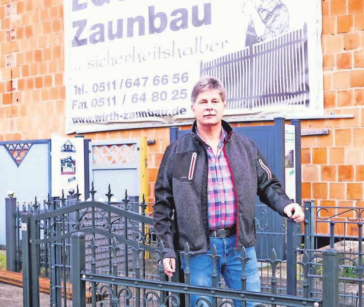 Firmenchef Andreas E. Wirth ist Fachmann für Zäune und Tore. Firmenchef Andreas E. Wirth ist Fachmann für Zäune und Tore.