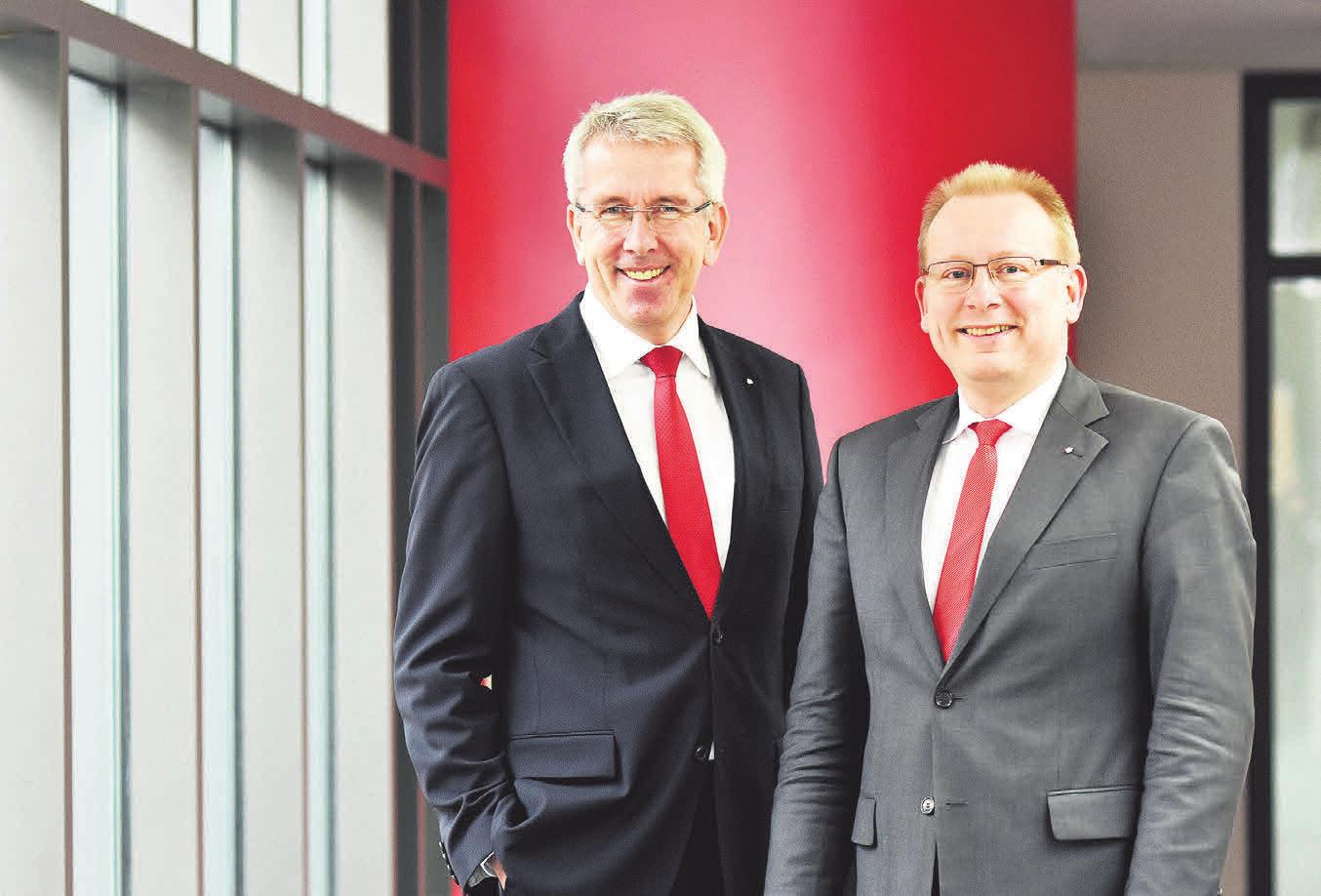 Uwe Hacke (links), Markus Teichert (rechts). FOTOS: SPARKASSE DUDERSTADT Uwe Hacke (links), Markus Teichert (rechts). FOTOS: SPARKASSE DUDERSTADT
