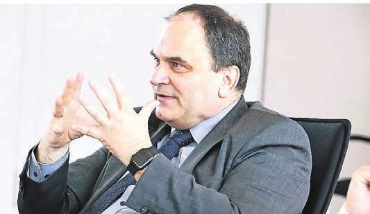 WZ-Chefredakteur Lothar Leuschen moderierte das WZ-Forum Immobilien... WZ-Chefredakteur Lothar Leuschen moderierte das WZ-Forum Immobilien...