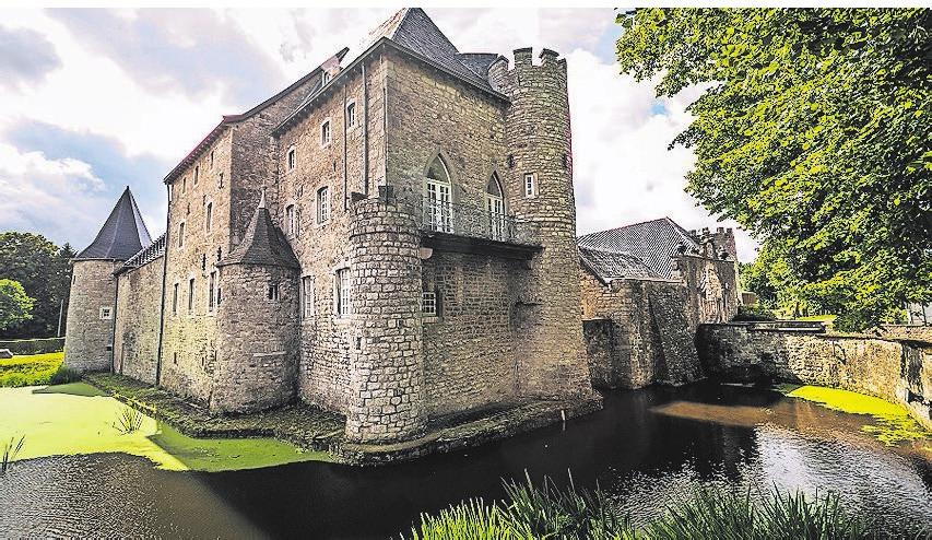 Burg Raeren ist eine von zwei Burgen entlang der acht Ovelo-Routen. Foto: ostbelgien.eu/Dominik Ketz Burg Raeren ist eine von zwei Burgen entlang der acht Ovelo-Routen. Foto: ostbelgien.eu/Dominik Ketz