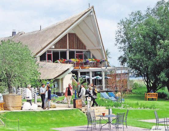 Für das Mecklenburger Hallenhaus in Rostock wird ein neuer Gastronom gesucht. FOTO: IGA PARK Für das Mecklenburger Hallenhaus in Rostock wird ein neuer Gastronom gesucht. FOTO: IGA PARK