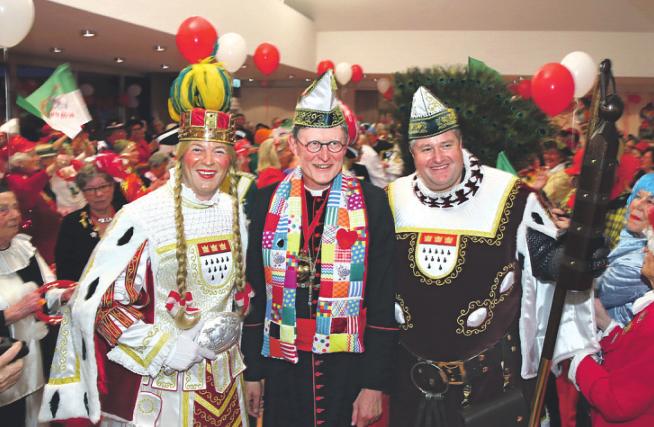 Beistand von oben: Mitte Januar vertrat Kardinal Wölki den erkrankten Prinzen Christian II. bei einem Auftritt im Kardinal-Frings-Saal. Foto: Martina Goyert Beistand von oben: Mitte Januar vertrat Kardinal Wölki den erkrankten Prinzen Christian II. bei einem Auftritt im Kardinal-Frings-Saal. Foto: Martina Goyert