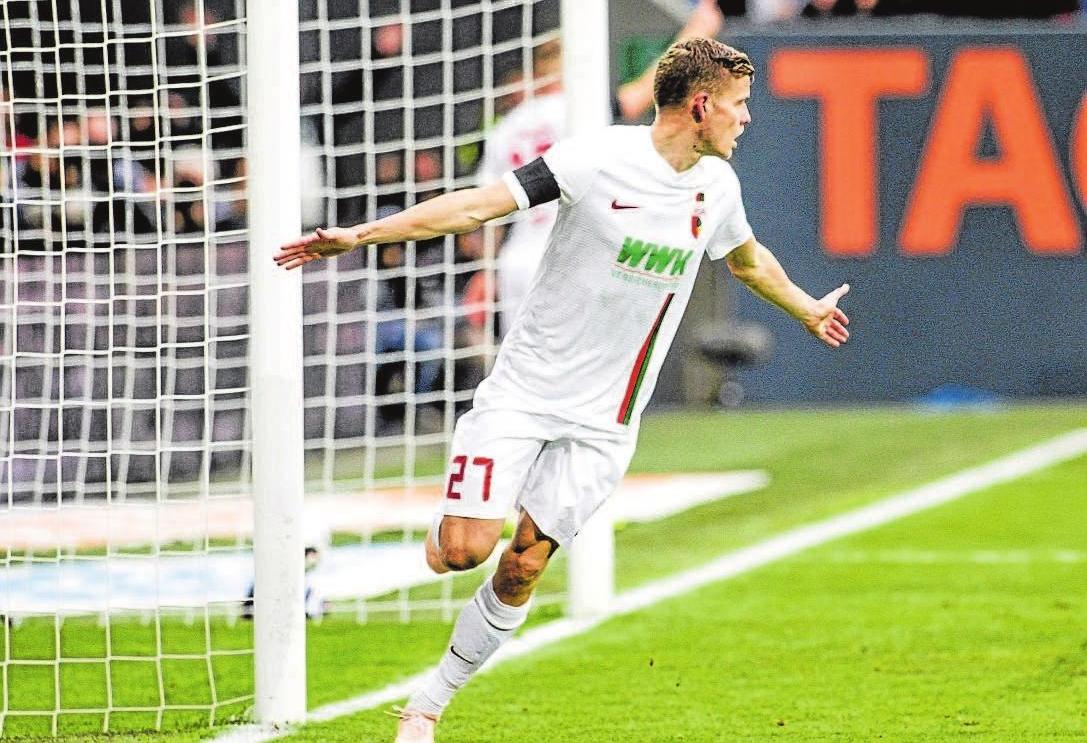 Torjäger Alfred Finnbogason fehlte oft verletzungsbedingt, doch wenn er spielte, schlug der Isländer eiskalt zu. Torjäger Alfred Finnbogason fehlte oft verletzungsbedingt, doch wenn er spielte, schlug der Isländer eiskalt zu.