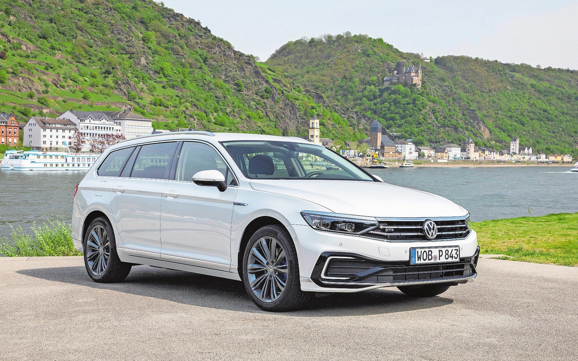 Bekannte Qualitäten, zwei Motoren: Der Passat GTE büsst gegenüber dem Modell ohne Batteriepaket Fassungsvermögen ein. Bilder: PD