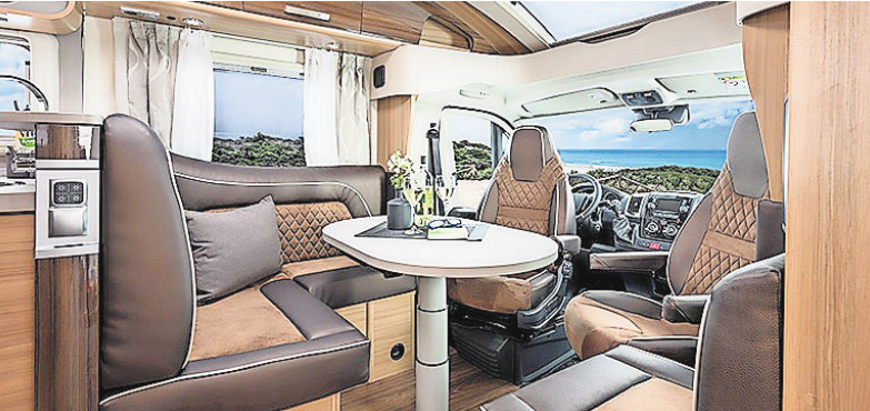 Innen ist der Knaus SUN TI lichtdurchflutet. Foto: Knaus Innen ist der Knaus SUN TI lichtdurchflutet. Foto: Knaus