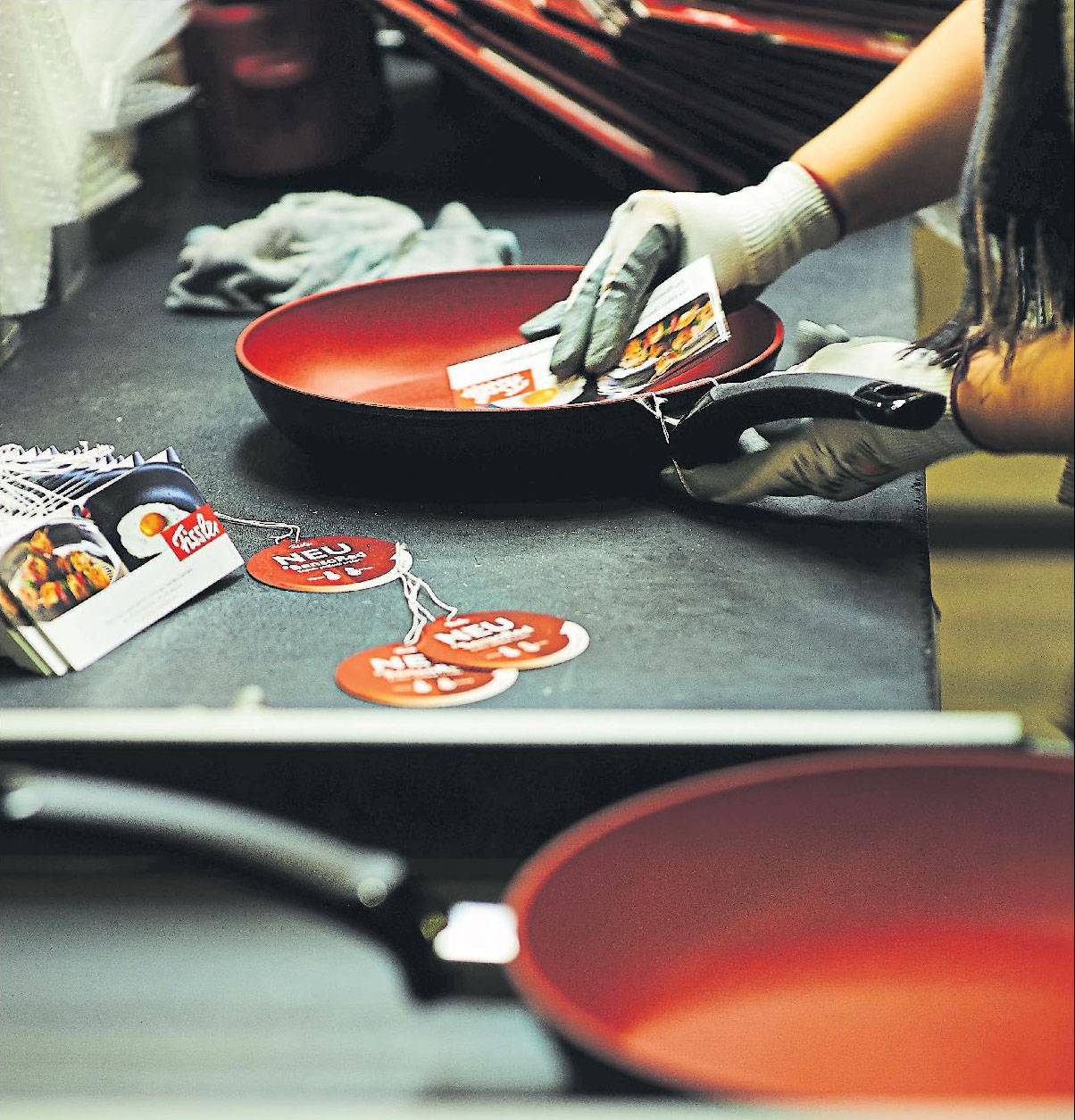 Die Töpfe und Pfannen der Marke bestehen meist aus hochwertigem Edelstahl oder Aluminium und sind zum Teil beschichtet.Foto: Fissler Die Töpfe und Pfannen der Marke bestehen meist aus hochwertigem Edelstahl oder Aluminium und sind zum Teil beschichtet.Foto: Fissler