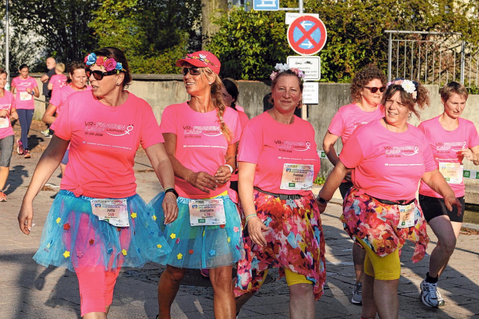 Auch aufgepeppte Outfits sind erlaubt. FOTO: HERBERT BLERSCH Auch aufgepeppte Outfits sind erlaubt. FOTO: HERBERT BLERSCH