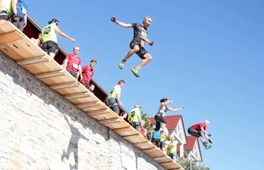 Beim Motorman Run in Neuenstadt sind echte Kerle und Powerfrauen gefragt, denn der Parcours ist nichts für Warmduscher. Fotos: privat Beim Motorman Run in Neuenstadt sind echte Kerle und Powerfrauen gefragt, denn der Parcours ist nichts für Warmduscher. Fotos: privat