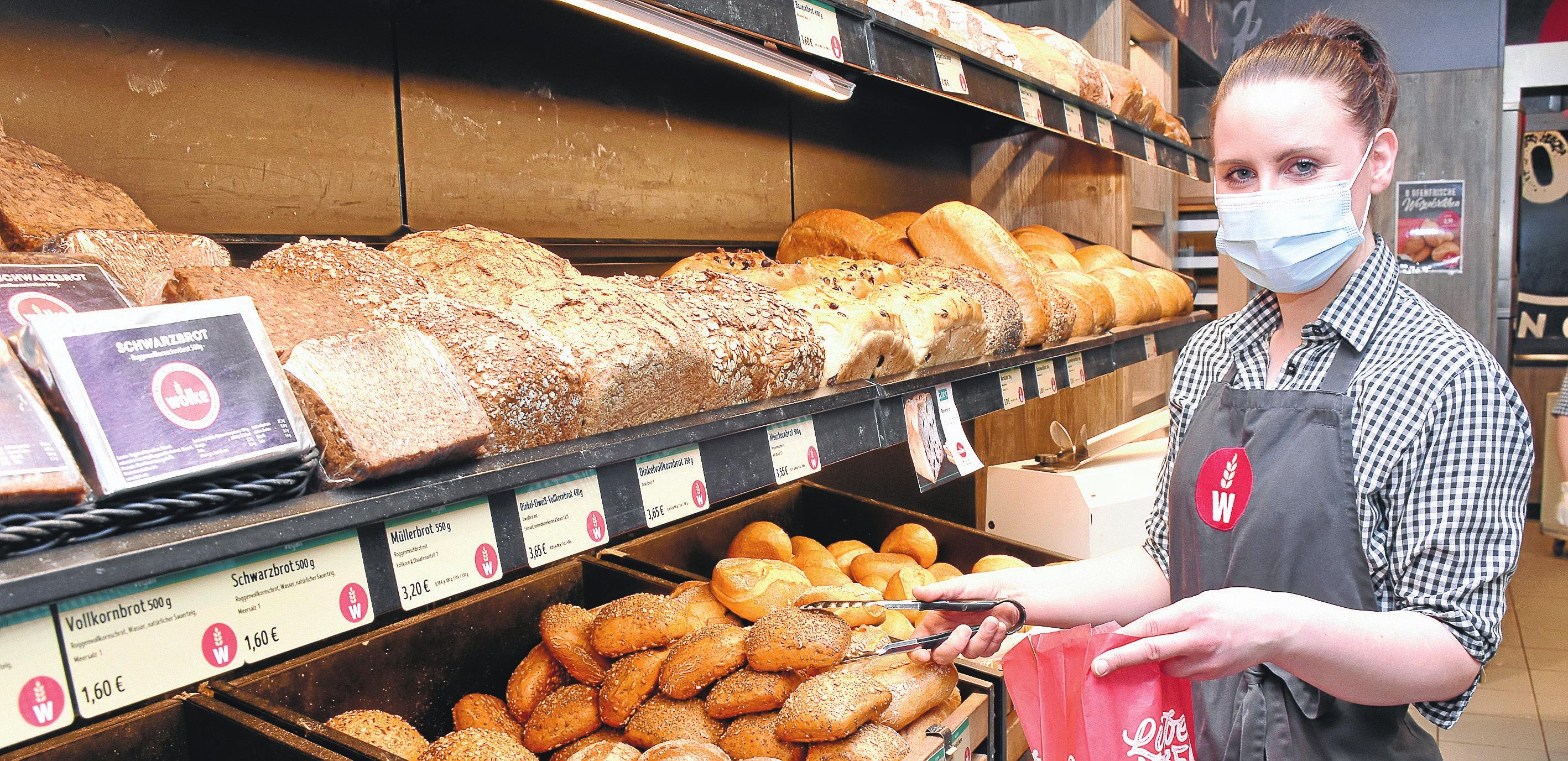 Große Auswahl: Vom knackigen Bröchten über leckeren Brot bis zu feinem Gebäck gibt es bei der Bäckerei Wolke viele Köstlichkeiten.
