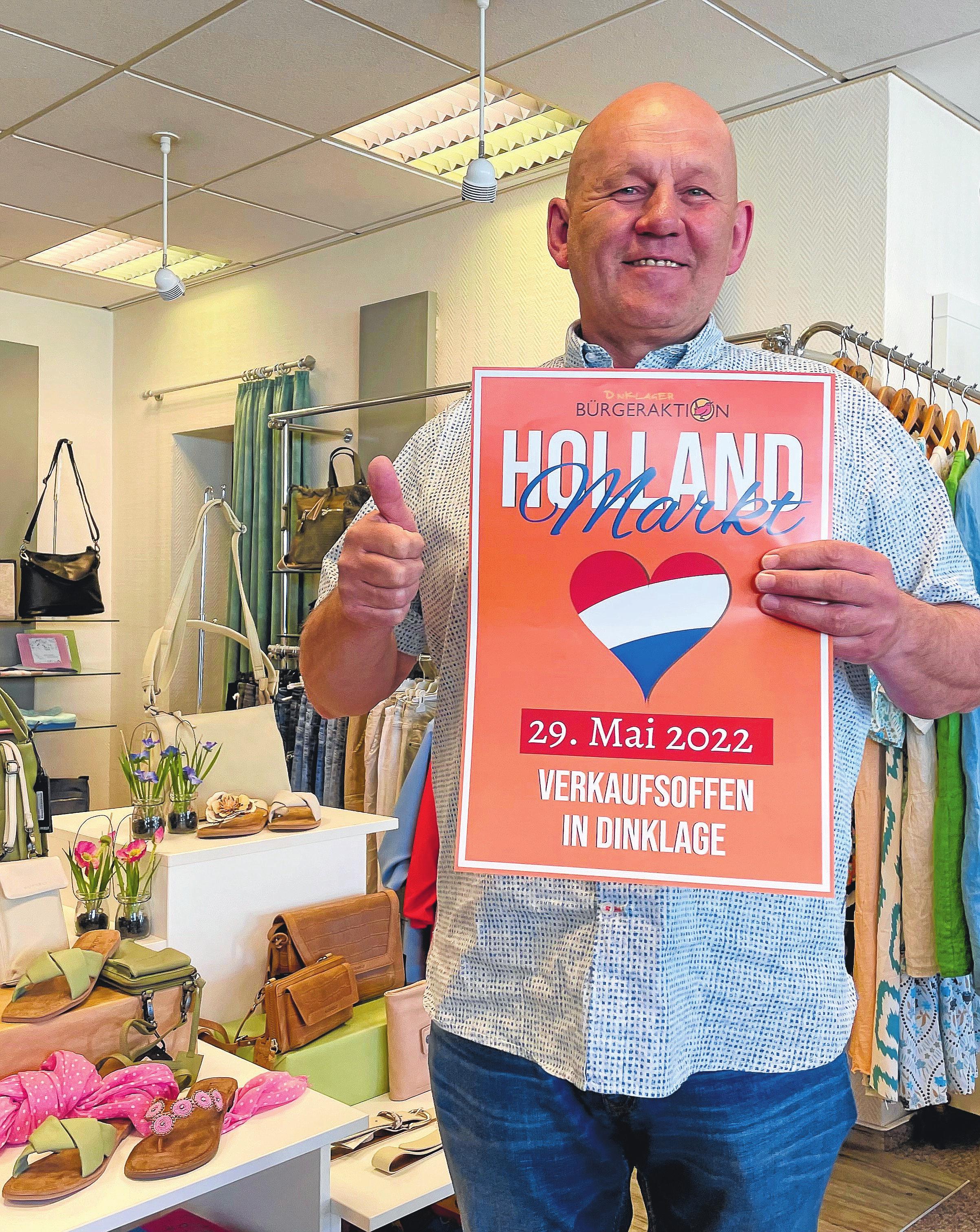 Daumen hoch für den Hollandmarkt: Martin Fortmann vom Schuhhaus Fortmann.Foto: Bartz
