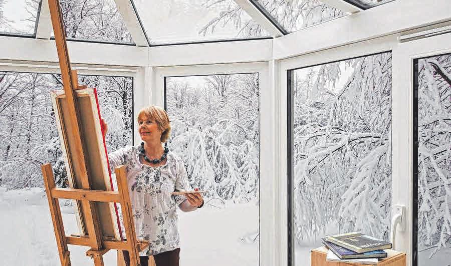 Mitten im Winter und dennoch wohlig warm: Ein Wintergarten machts möglich. FOTO: DJD/SONNE-AM-HAUS.DE Mitten im Winter und dennoch wohlig warm: Ein Wintergarten macht's möglich. FOTO: DJD/SONNE-AM-HAUS.DE