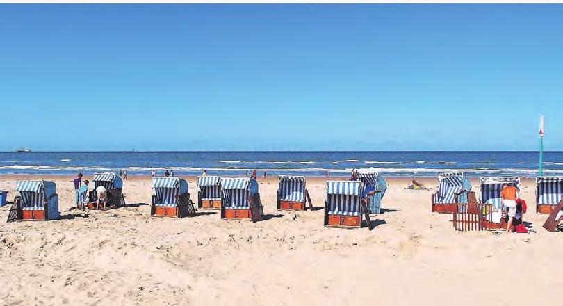 Ob warm oder kalt – wenn die Sonne scheint, sind Strandkörbe bei jeder Temperatur ideal. Ob warm oder kalt – wenn die Sonne scheint, sind Strandkörbe bei jeder Temperatur ideal.