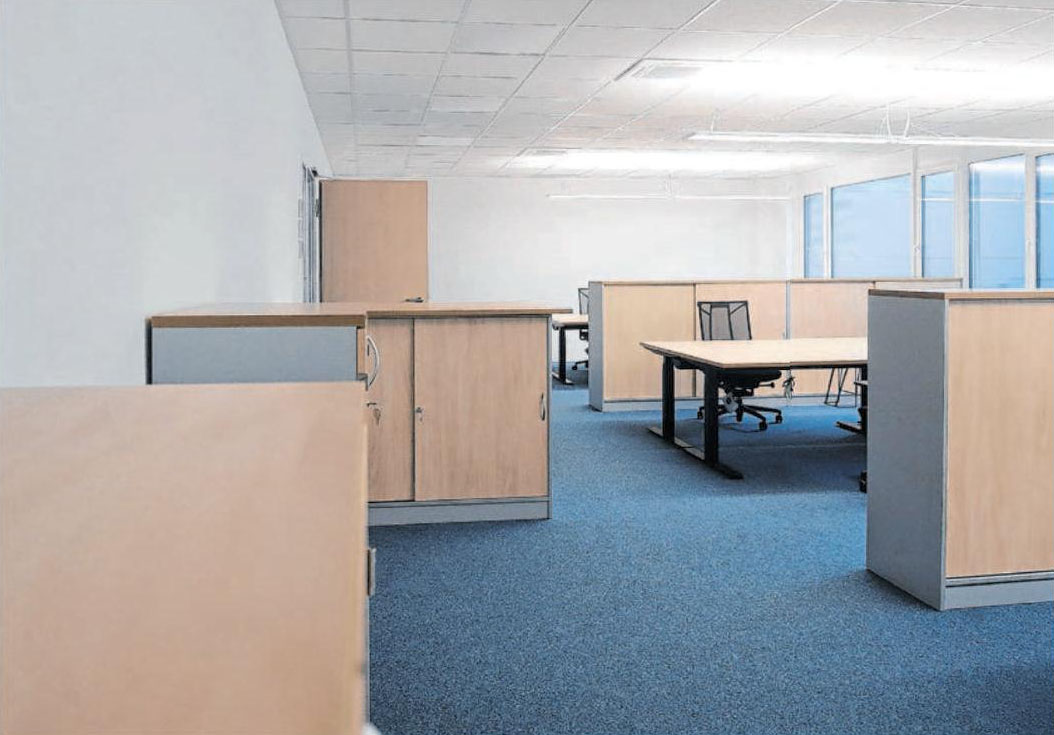 Auch Büros finden im Neubau der Firma EPflex Platz. Auch Büros finden im Neubau der Firma EPflex Platz.